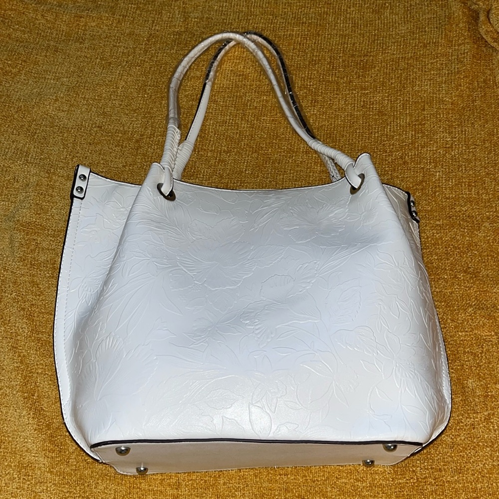Sondra Roberts Squared White Embroidered Leather Purse